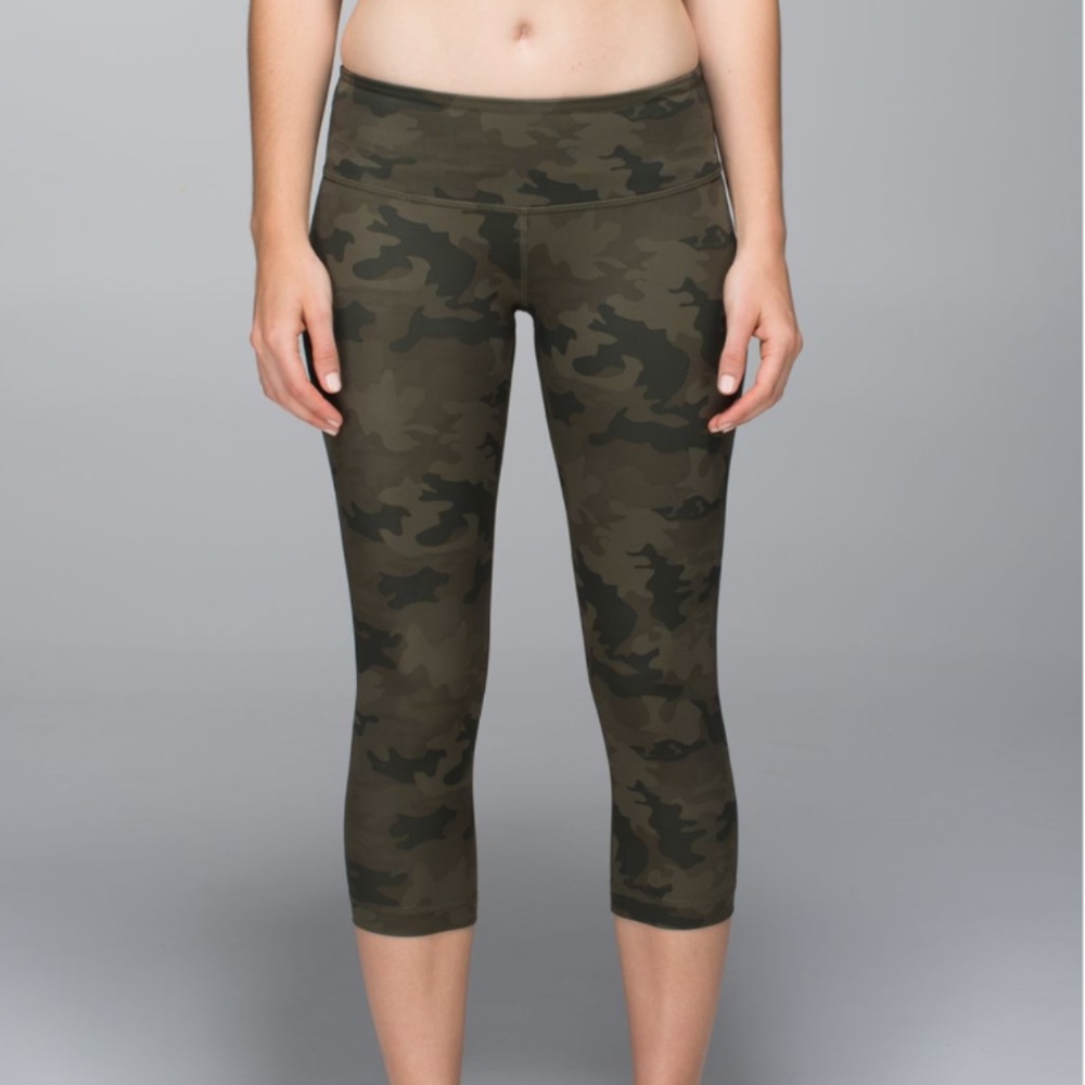Lululemon Wunder Under Crop Savasana Camo